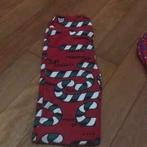Lula Roe kids L/XL legging Christmas